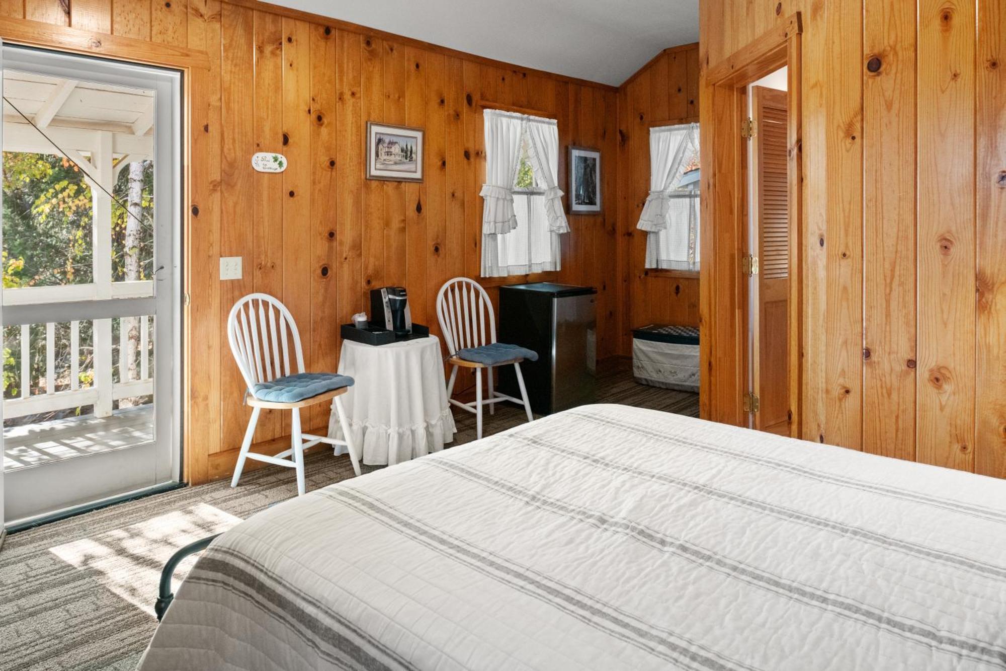 Inn At Sugar Pine Ranch โกรฟแลนด์ ภายนอก รูปภาพ