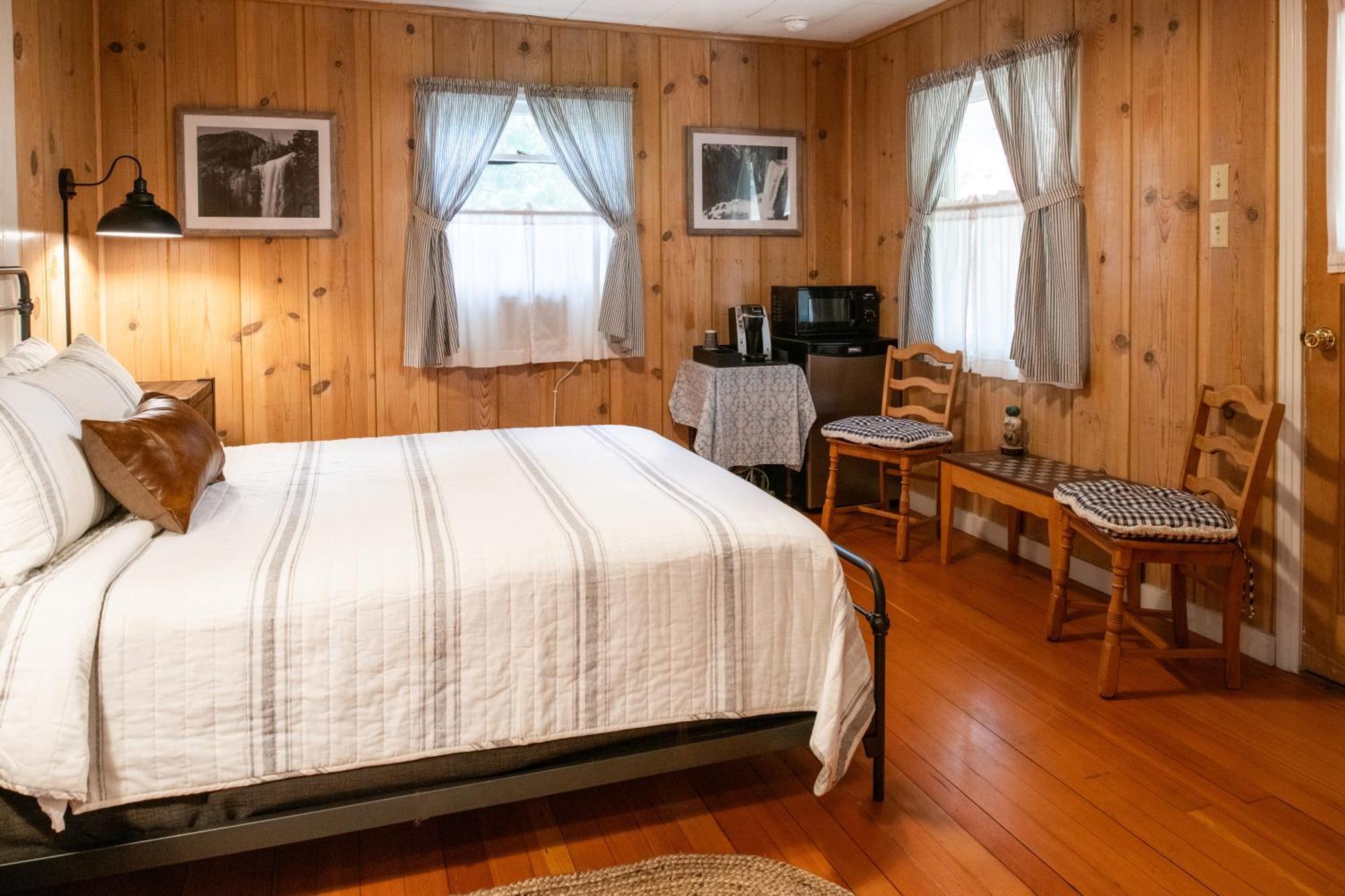 Inn At Sugar Pine Ranch โกรฟแลนด์ ภายนอก รูปภาพ