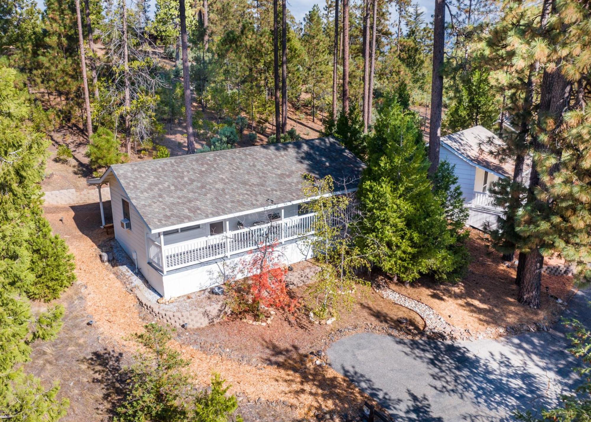 Inn At Sugar Pine Ranch โกรฟแลนด์ ภายนอก รูปภาพ