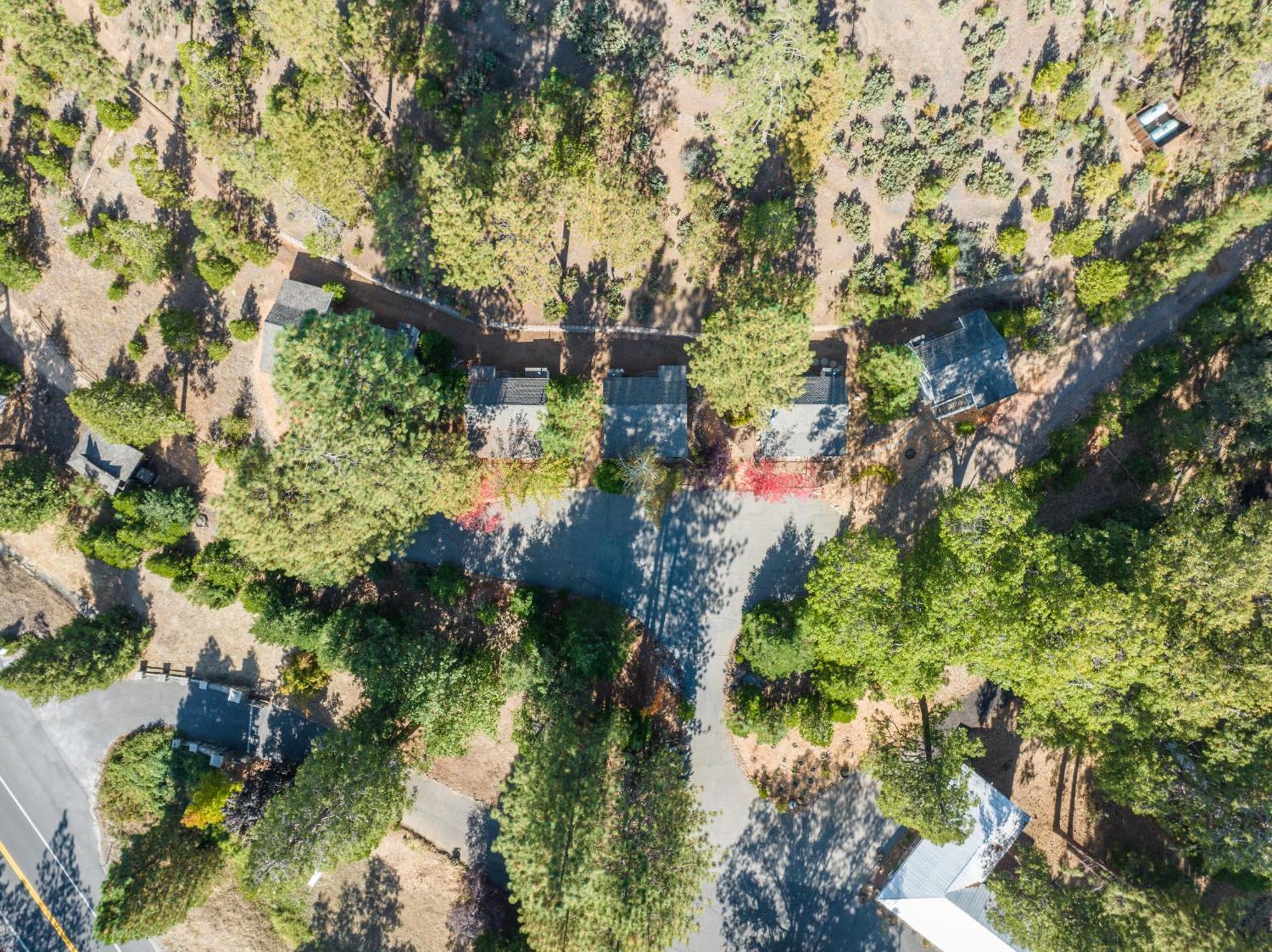 Inn At Sugar Pine Ranch โกรฟแลนด์ ภายนอก รูปภาพ