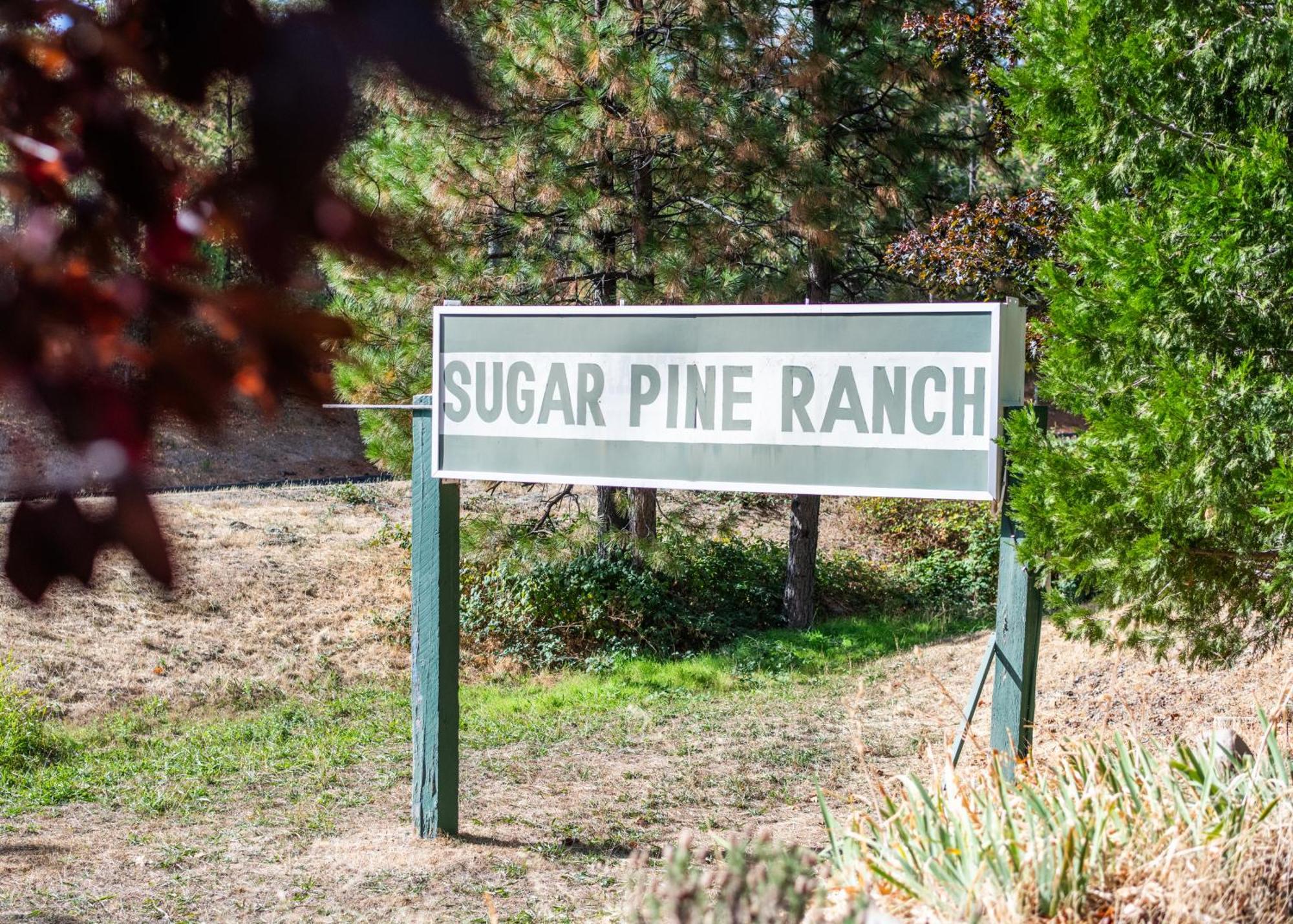 Inn At Sugar Pine Ranch โกรฟแลนด์ ภายนอก รูปภาพ