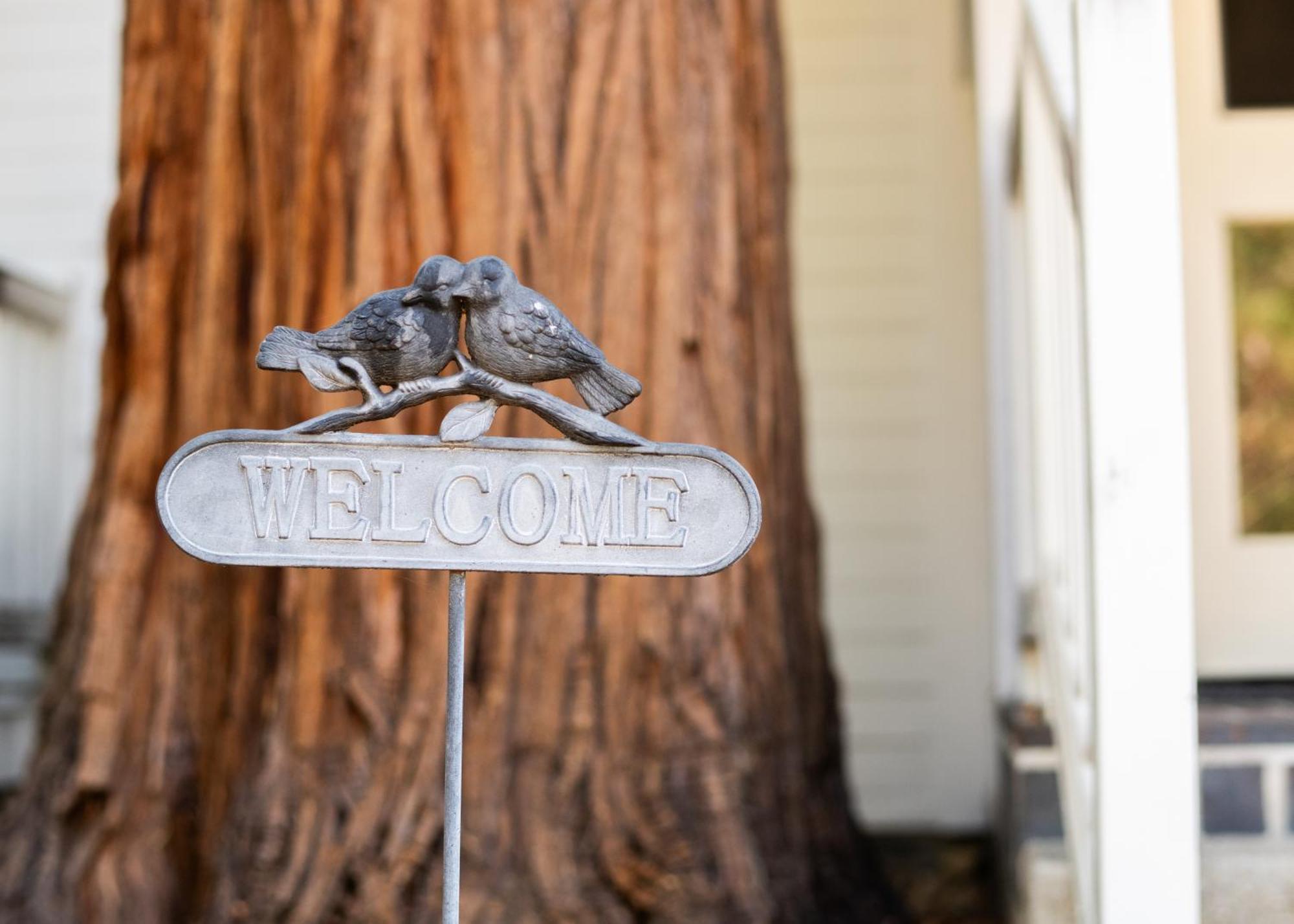 Inn At Sugar Pine Ranch โกรฟแลนด์ ภายนอก รูปภาพ